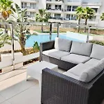 Marina Real 83 By Homeprive *