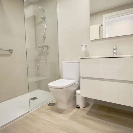 Marina Real 83 By Homeprive Daire *